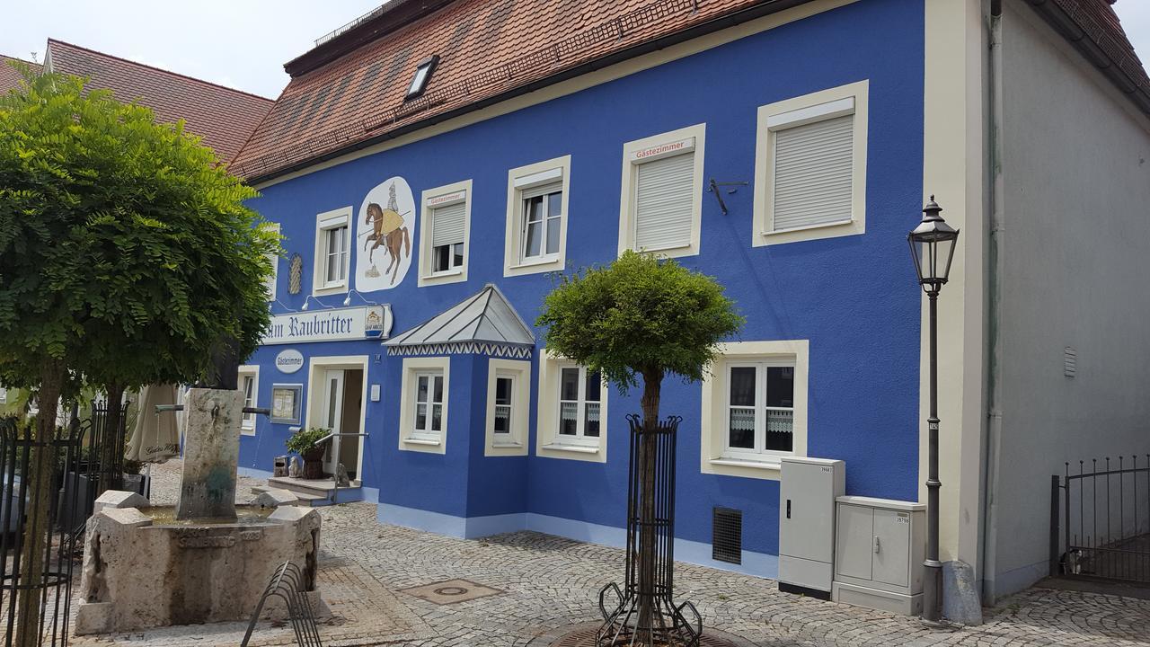 Pension "Zum Raubritter" Langquaid 외부 사진